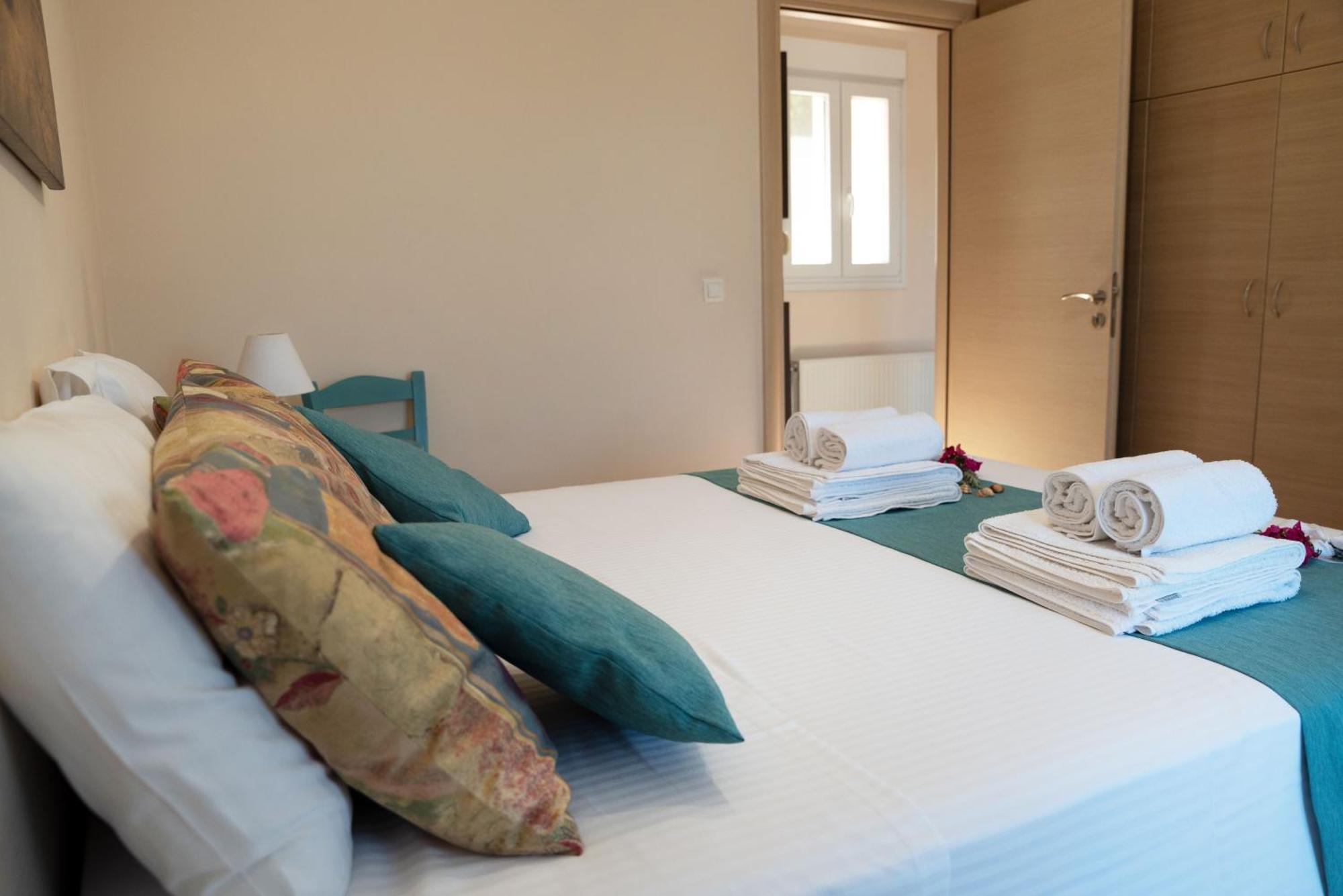 Solari Hill Maisonette Two Private Parking Alepou 外观 照片