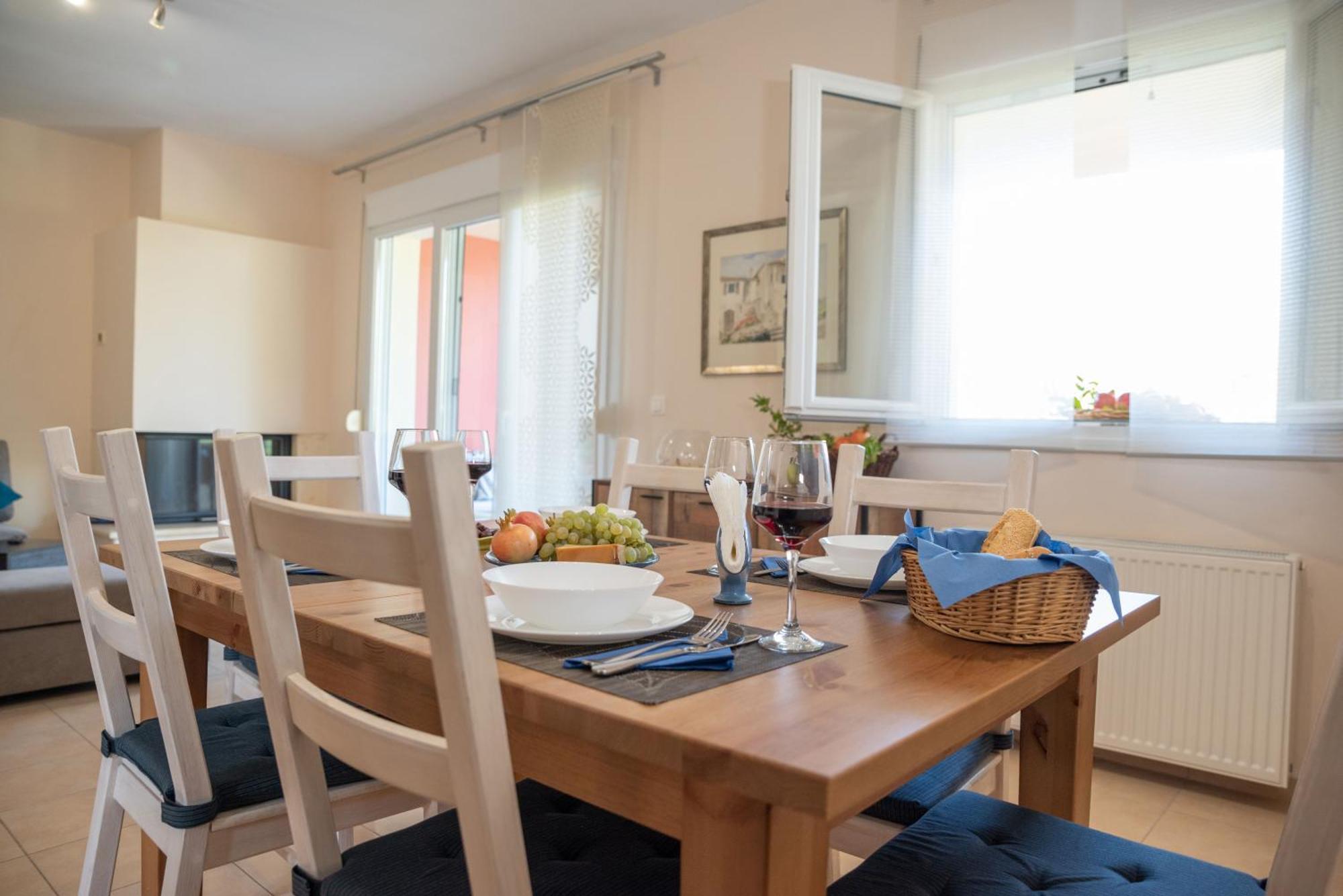 Solari Hill Maisonette Two Private Parking Alepou 外观 照片
