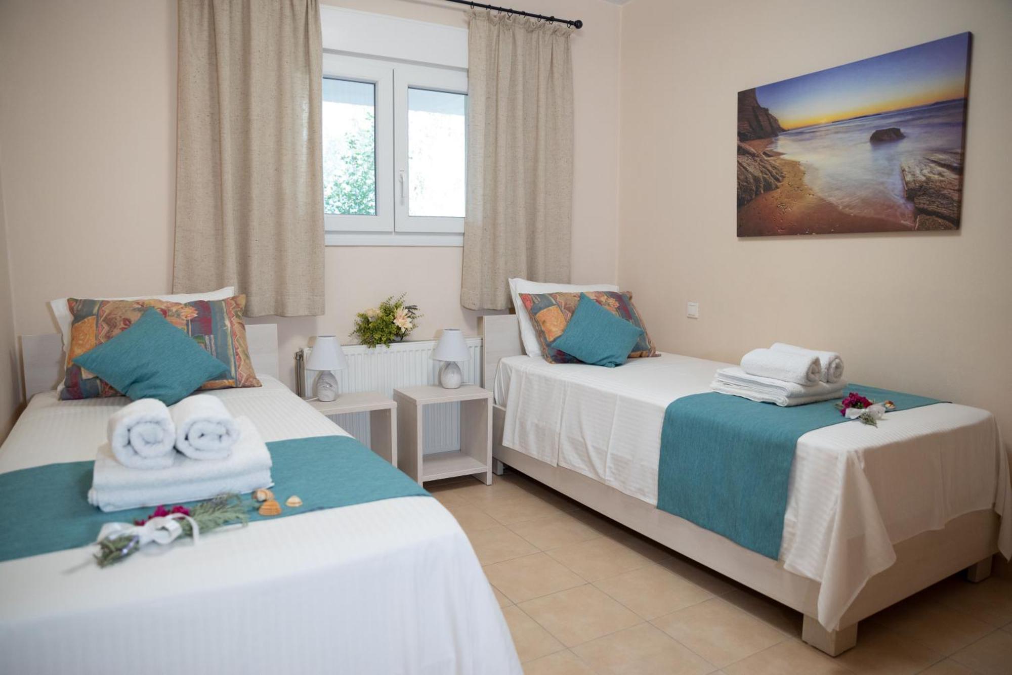 Solari Hill Maisonette Two Private Parking Alepou 外观 照片